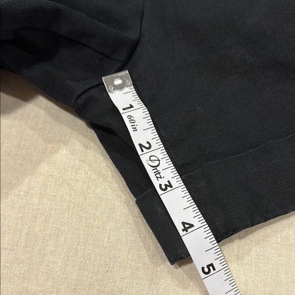 The Limited Drew Fit Women's Black Shorts size 10 - Picture 4 of 5